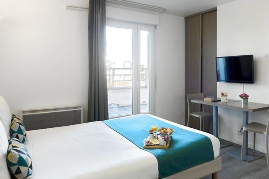 Comfort Aparthotel Versailles Saint-Cyr - SAINT CYR L'ECOLE
