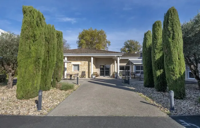 Colisee Residence Bourg Nouveau - JONZAC