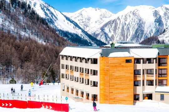 Sowell Residence New Chastillon - ISOLA