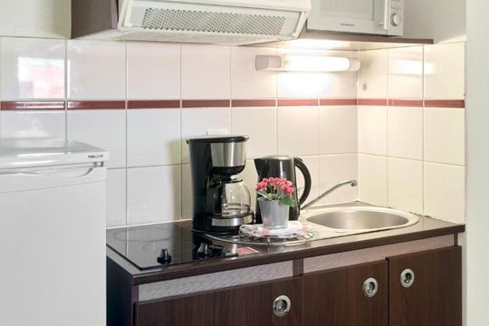 Comfort Aparthotel Versailles Saint Cyr - SAINT CYR L'ECOLE