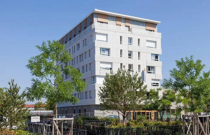 Neho Suites Porte de Geneve - ANNEMASSE