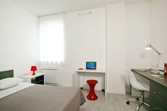 Les estudines Drouet d'Erlon - REIMS