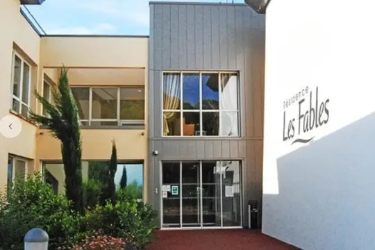 Emeis Residence Les Fables - BRASLES