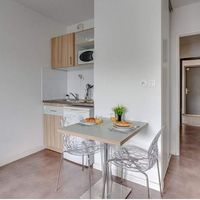 STUDENTLY - Les Arlézines - CARQUEFOU