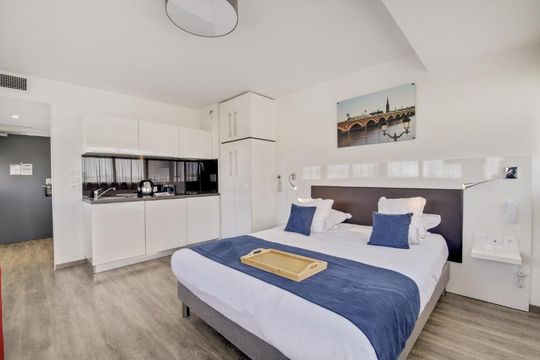 All Suites Bordeaux Pessac - PESSAC