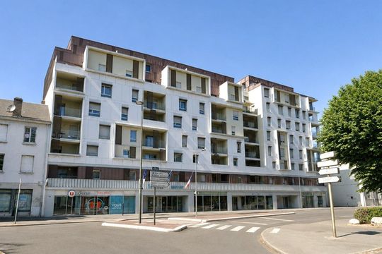 Nemea Quai Victor Tours Centre - TOURS