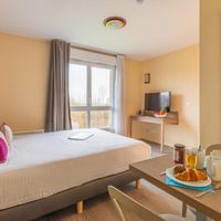 Zenitude Hotel-Résidences - Versailles - MAGNY LES HAMEAUX