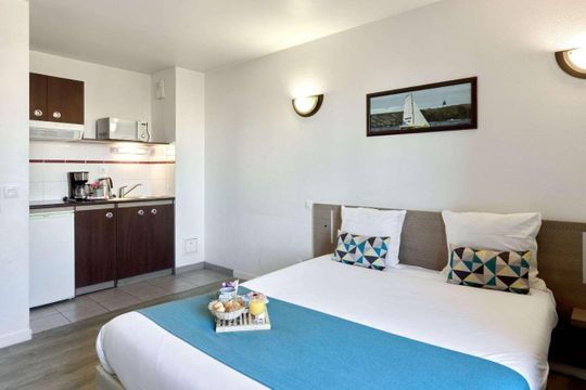 Comfort Aparthotel Versailles Saint-Cyr - SAINT CYR L'ECOLE