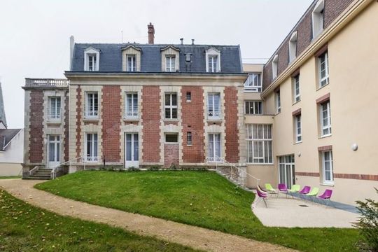 Colisée Residence Le Cedre - PLAILLY