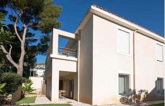 Domusvi Les Terrasses du Revest - LE REVEST LES EAUX