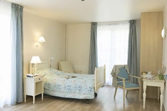 EHPAD Le Château de la Source - NOGENT L'ARTAUD