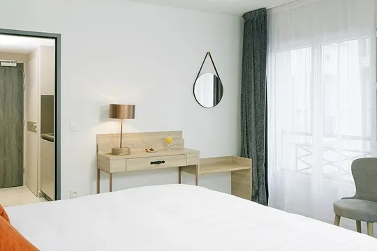 Residhome - Puteaux La Defense - PUTEAUX