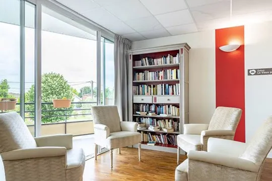 Domusvi Le Parc Des Oliviers - PAREMPUYRE