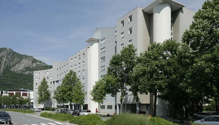 Les Estudines Marie Curie - GRENOBLE