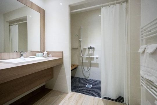 Domusvi Les Terrasses du Revest - LE REVEST LES EAUX