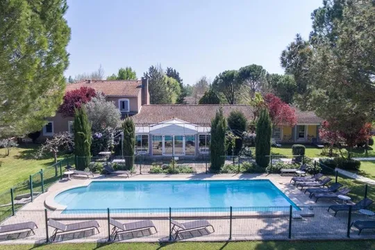 Sowell Domaine de la Petite Isle - L'ISLE SUR LA SORGUE