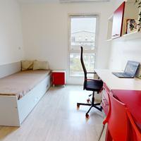Étudiante Studéa Saint Ouen 2 - SAINT OUEN SUR SEINE