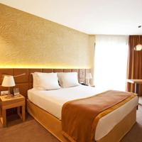 Golden Tulip Avignon Le Paradou - AVIGNON