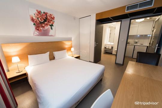 Residhotel Bordeaux Galerie Tatry - BORDEAUX