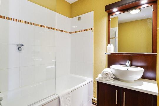Zenitude Comfort Aparthotel Six-Fours - SIX FOURS LES PLAGES
