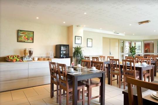 Residhotel Les Hauts d'Andilly - ANDILLY