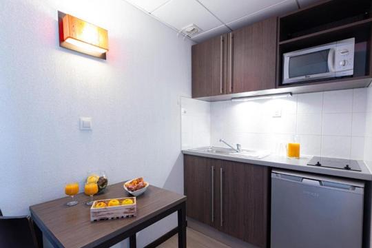 Zenitude Aparthotel Nîmes Centre - NIMES