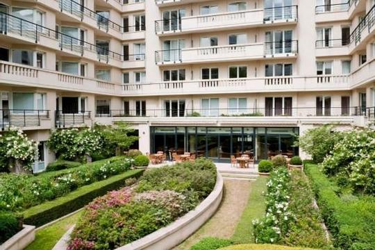 Aparthôtel Adagio Porte de Versailles - ISSY LES MOULINEAUX
