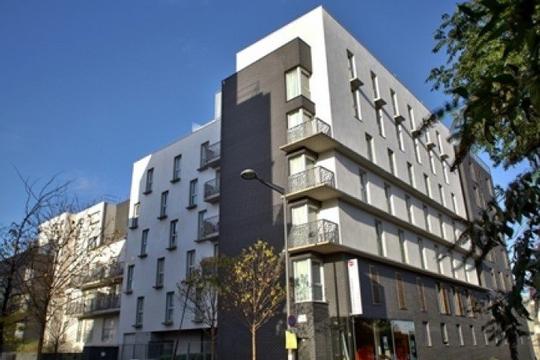 Étudiante Studéa Saint Ouen 2 - SAINT OUEN SUR SEINE