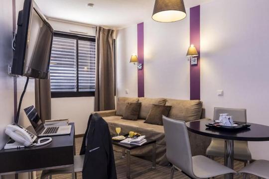 Zenitude Swiss AppartHotels - FERNEY VOLTAIRE