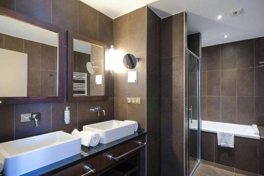 Zenitude Relais & Spa La Valadière - JUVIGNAC
