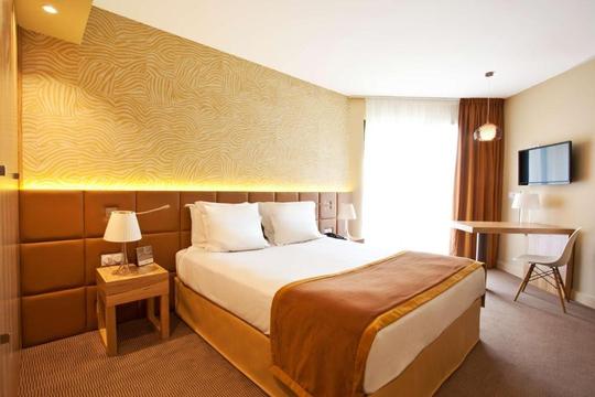 Golden Tulip Avignon Le Paradou - AVIGNON