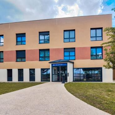 Zenitude Hôtel-Résidences - Versailles - MAGNY LES HAMEAUX