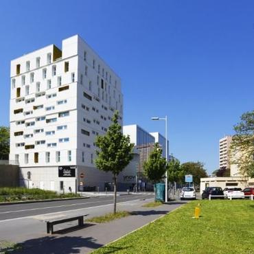 Étudiante Nemea Nanterre Campus - NANTERRE