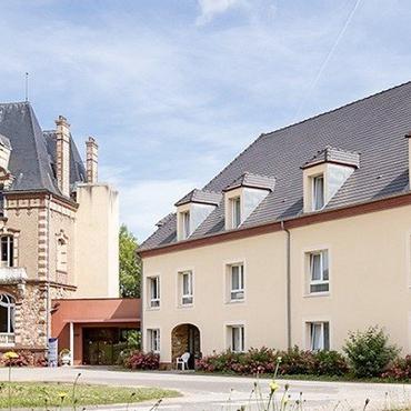 Colisée - EHPAD CHATEAU DU HAUT VENAY - SAINT LUBIN DES JONCHERETS