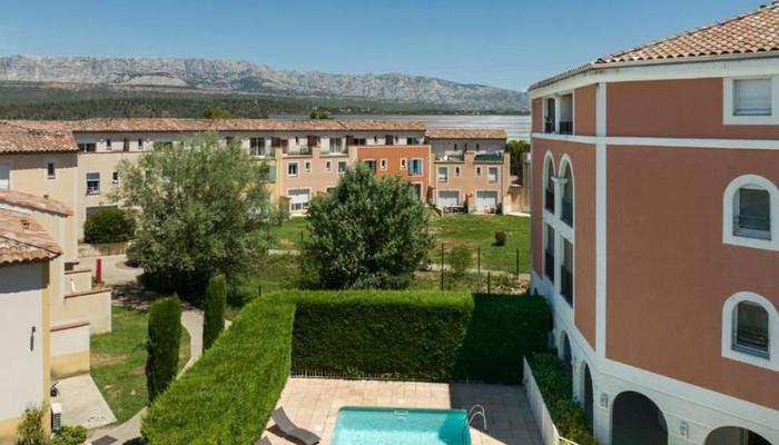 Appart'Hotel Garden & City - ROUSSET