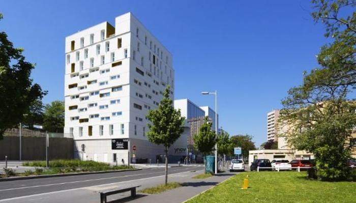 Étudiante Nemea Nanterre Campus - NANTERRE