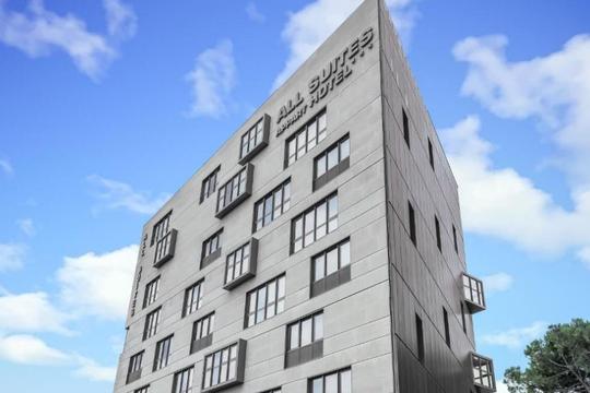 All Suites Appart Hotel Bordeaux-Marne - BORDEAUX