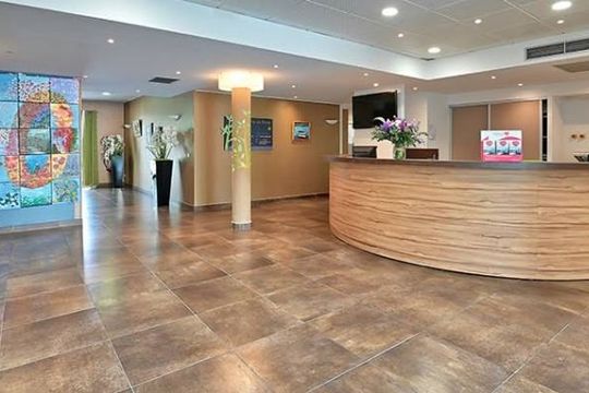 Domusvi Les Jardins du Revest - LE REVEST LES EAUX