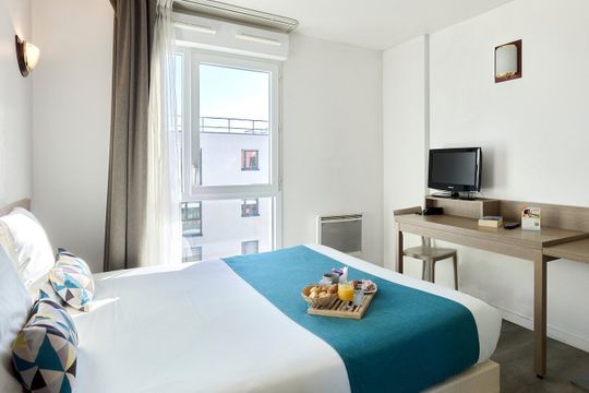 Comfort Aparthotel Versailles Saint Cyr - SAINT CYR L'ECOLE