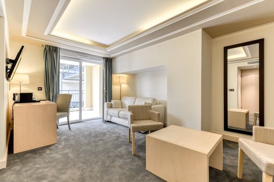 Zenitude Relais & Spa La Valadière - JUVIGNAC
