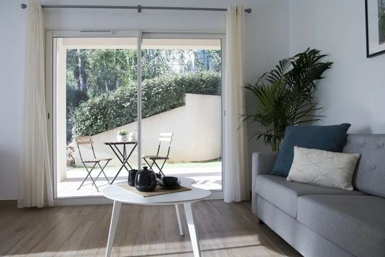 Domusvi Les Terrasses du Revest - LE REVEST LES EAUX