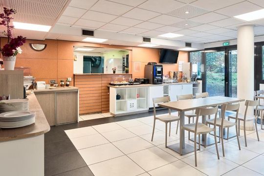 Comfort Aparthotel Versailles Saint-Cyr - SAINT CYR L'ECOLE