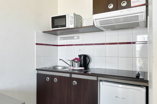 Comfort Aparthotel Versailles Saint-Cyr - SAINT CYR L'ECOLE