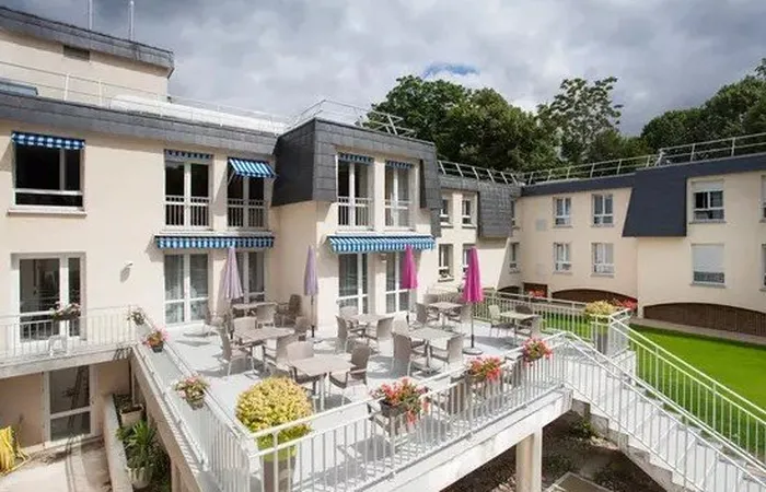 Domusvi Les Hautes Futaies - SOISY SUR SEINE