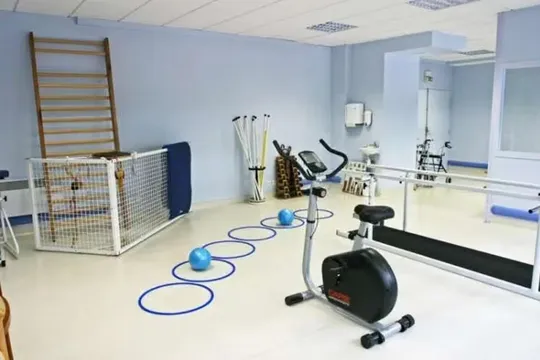 Emeis Léonard de Vinci - COURBEVOIE