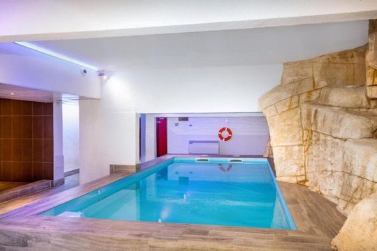 Sowell Residence New Chastillon - ISOLA