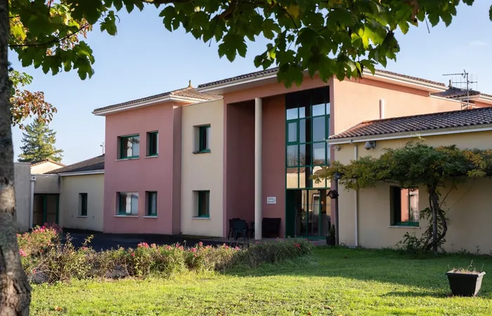Domidep Residence Les Jonquilles - SAINT ANGEAU