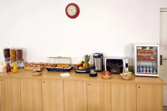 Etudiante Les estudines Arago - MONTREUIL