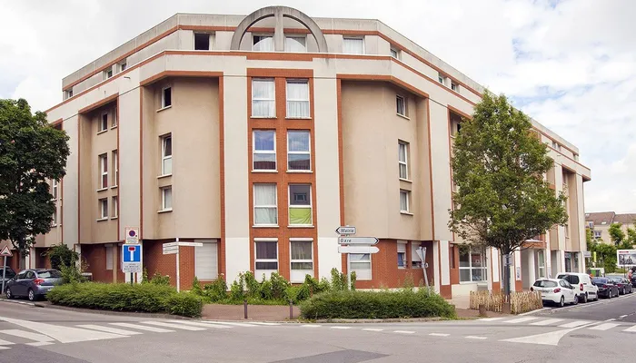 Les Estudines Cergy Saint-Christophe - CERGY