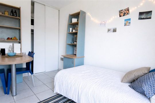 Nomad Campus Nova Park Bron - BRON